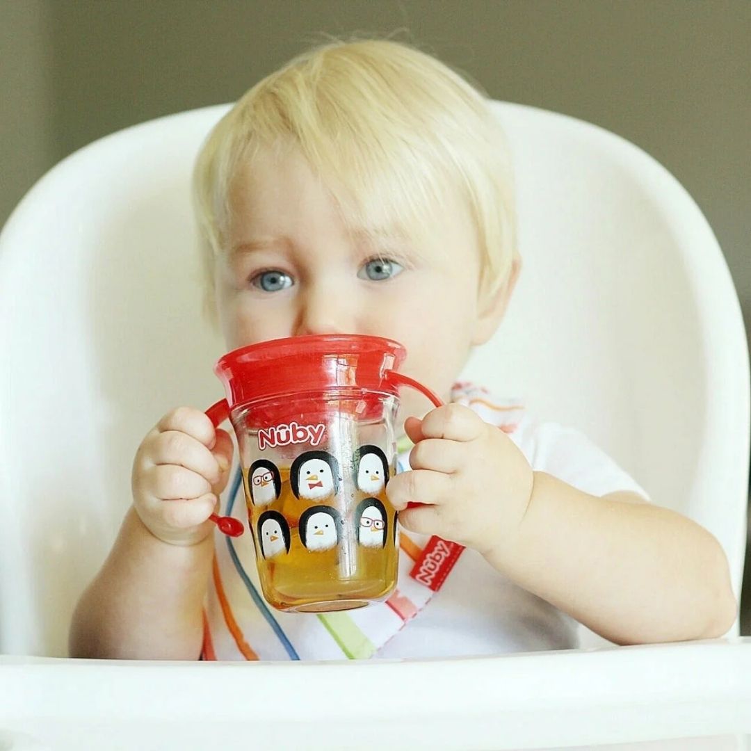 Nuby 360 Wonder Cup with Hygiene Lid - Penguin
