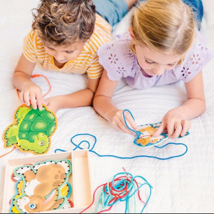 Lace & Trace-Pets| Melissa & Doug